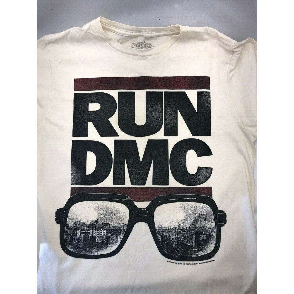 Men's 2010 RUN DMC Brand Live Nation Cream Color Logo‎ Glasses T-Shirt Medium